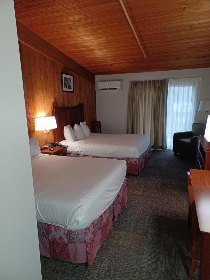 Tygart Lake Lodge Grafton 외부 사진