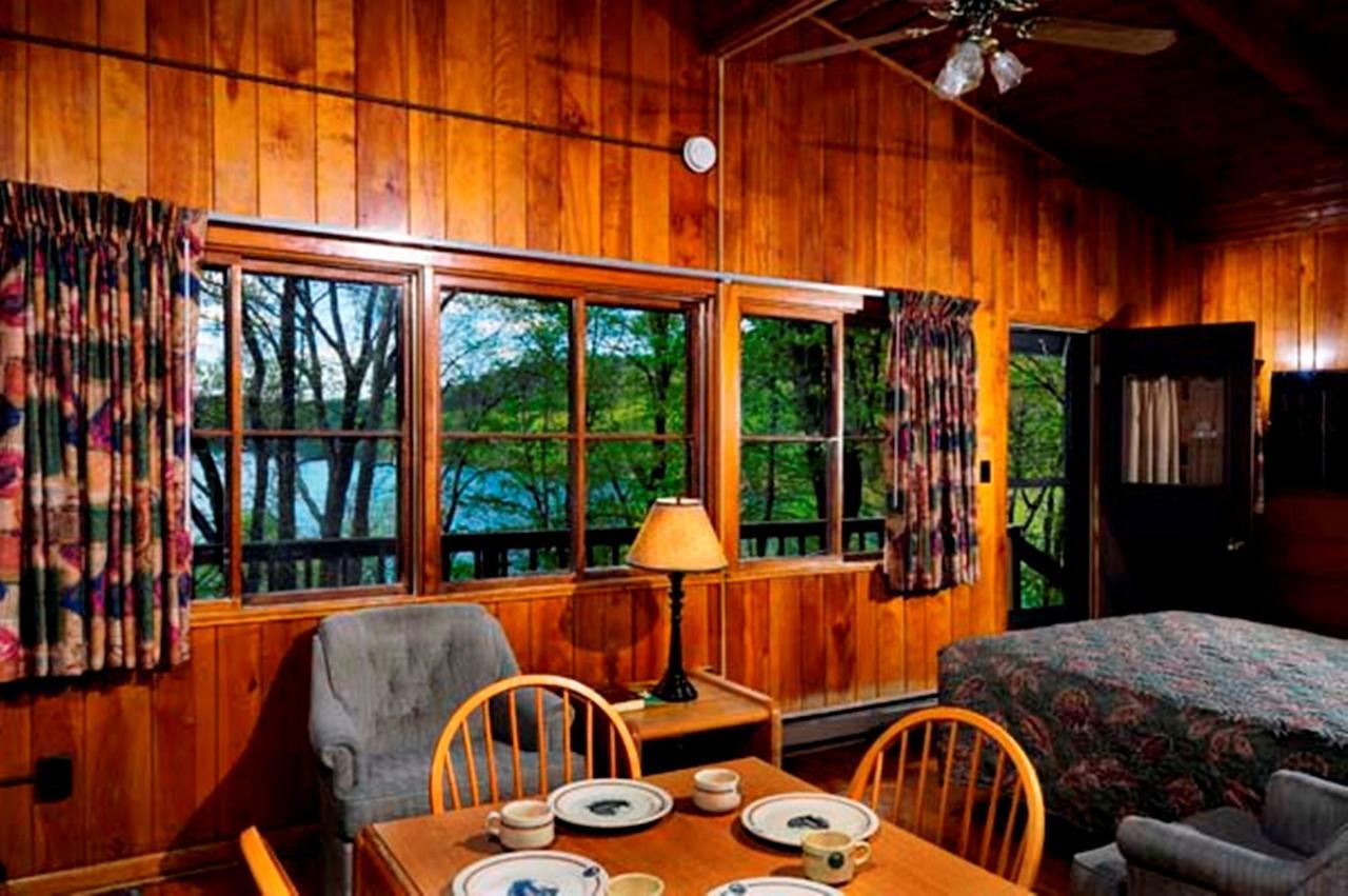 Tygart Lake Lodge Grafton 객실 사진
