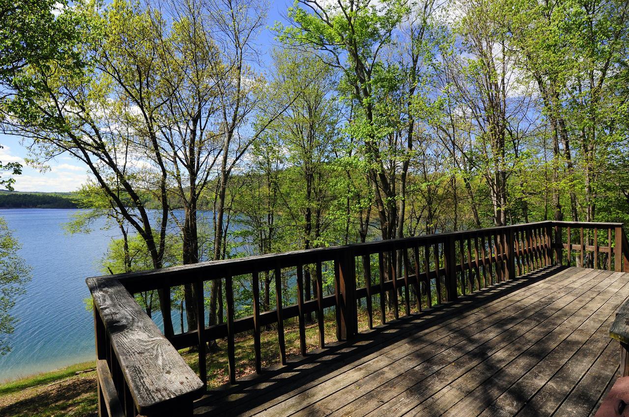 Tygart Lake Lodge Grafton 외부 사진