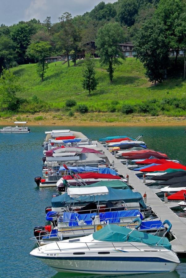 Tygart Lake Lodge Grafton 외부 사진