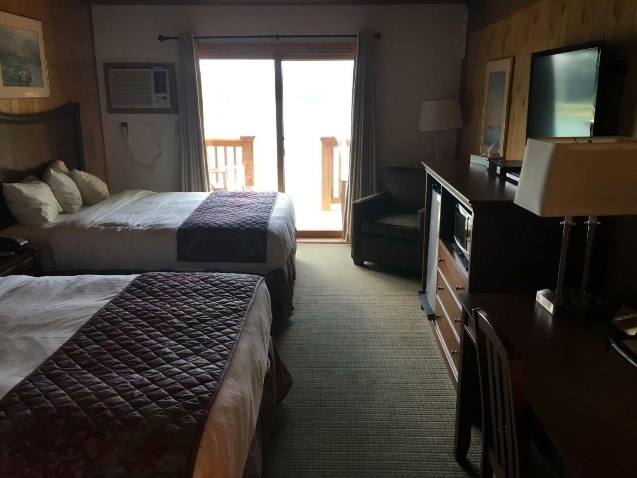 Tygart Lake Lodge Grafton 외부 사진